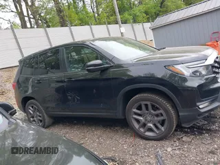 2023 Honda Passport EX-L с VIN 5FNYF8H53PB011859, выставлен на аукционе IAAI как лот 42242513 с пробегом 17 675 миль миль и . История ставок и продаж доступна на DreamBid. Изображение 13.