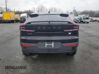 2023 Volvo C40 Ultimate z VIN YV4ED3GM0P2062398, wystawiony jako Copart lot #49081605 z przebiegiem 23 916 mil mil oraz Czysty tytuł • Clean title. Historia ofert i sprzedaży dostępna na DreamBid. Obrazek 6.