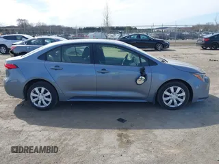 2022 Toyota Corolla LE with VIN JTDEPMAE4NJ220312, listed as a IAAI auction lot 41705083 with 37,260 mi miles. Bid and sale history available at carsss.com. Image 13.