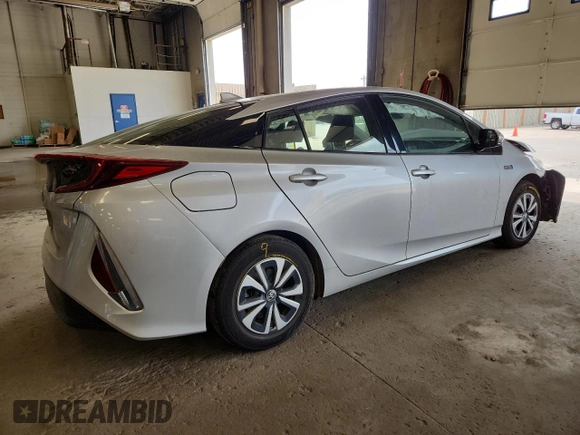 2017 Toyota Prius Plus with VIN JTDKARFP3H3060878, listed as a Copart auction lot 64452005 with 94,367 mi miles and Salvage title. Bid and sale history available at DreamBid. Image 3.
