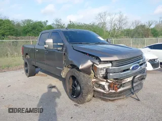 2019 Ford F-250 XL z VIN 1FT7W2BT6KEG02276, wystawiony jako IAAI lot #41936090 z przebiegiem 140 394 mil mil oraz . Historia ofert i sprzedaży dostępna na DreamBid. Obrazek 1.