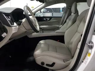 2024 Volvo V60 Plus with VIN YV4L12WY6R2136392, listed as a Copart auction lot 42932275 with 8,443 mi miles and Salvage title. Bid and sale history available at DreamBid. Image 7.
