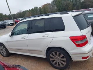 2012 Mercedes-Benz GLK-Class GLK 350 with VIN WDCGG8HB9CF829305, listed as a IAAI auction lot 40763290 with 111,239 mi miles. Bid and sale history available at carsss.com. Image 15.