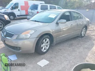 2007 Nissan Altima 2.5 S with VIN 1N4AL21E57C127603, listed as a IAAI auction lot 41771852 with 1 mi miles. Bid and sale history available at carsss.com. Image 2.