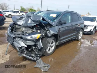 2024 Ford Edge SE z VIN 2FMPK4G91RBA55178, wystawiony jako IAAI lot #41696584 z przebiegiem 25 036 mil mil oraz . Historia ofert i sprzedaży dostępna na DreamBid. Obrazek 2.