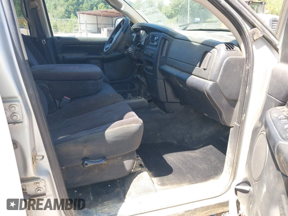 2004 Dodge 1500 SLT with VIN 1D7HU18N14S725944, listed as a IAAI auction lot 40163214 with 238,936 mi miles and . Bid and sale history available at carsss.com. Image 5.