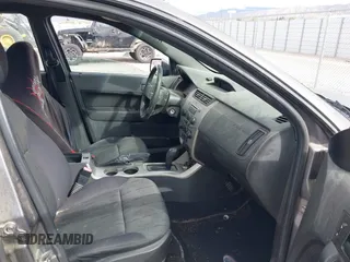 2011 Ford Focus SE with VIN 1FAHP3FN9BW152187, listed as a IAAI auction lot 41771930 with 170,152 mi miles. Bid and sale history available at carsss.com. Image 5.