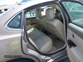 2007 Buick LaCrosse CXL with VIN 2G4WD582371198097, listed as a IAAI auction lot 42168438 with Not Provided miles. Bid and sale history available at carsss.com. Image 8.
