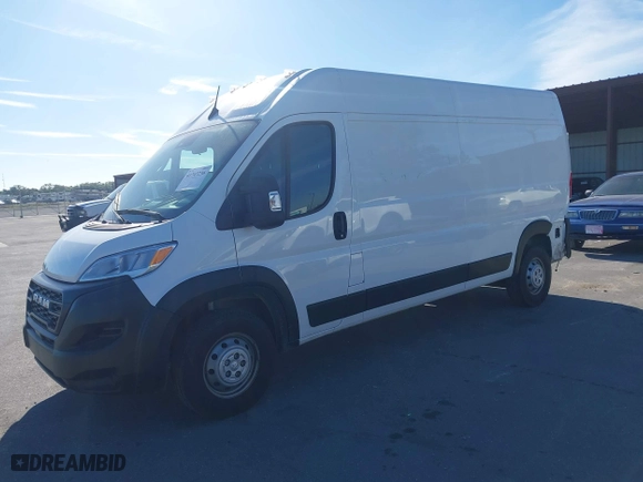 2023 Ram ProMaster Cargo Van with VIN 3C6LRVDGXPE504023, listed as a IAAI auction lot 41747236 with 31,656 mi miles. Bid and sale history available at carsss.com. Image 17.