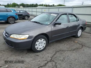 1998 Honda Accord LX с VIN 1HGCG5645WA194139, выставлен на аукционе Copart как лот 59027925 с пробегом Не указан миль и Чистый • Clean title. История ставок и продаж доступна на DreamBid. Изображение 1.