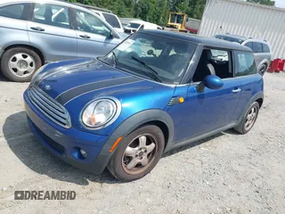 2008 MINI Hardtop with VIN WMWMF33538TT65479, listed as a IAAI auction lot 42489393 with 114,520 mi miles and . Bid and sale history available at DreamBid. Image 2.