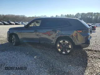 2023 BMW XM z VIN 5YM23CS03P9S57455, wystawiony jako Copart lot #87658815 z przebiegiem Nie podano mil oraz Szkoda całkowita • Salvage title. Historia ofert i sprzedaży dostępna na DreamBid. Obrazek 2.