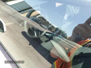 2024 Tesla Model Y Long Range с VIN 7SAYGDEE2RA257279, выставлен на аукционе Copart как лот 61248255 с пробегом Не указан миль и Списание • Salvage title. История ставок и продаж доступна на DreamBid. Изображение 8.