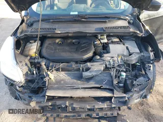 2013 Ford Escape SE with VIN 1FMCU0G94DUB53061, listed as a IAAI auction lot 41781462 with 220,915 mi miles. Bid and sale history available at carsss.com. Image 10.