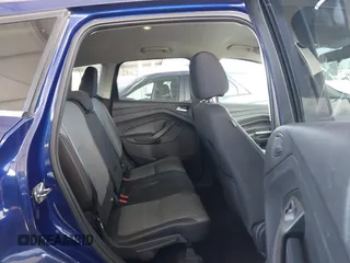 2016 Ford Escape SE with VIN 1FMCU9GX2GUC89275, listed as a IAAI auction lot 41937354 with 140,362 mi miles. Bid and sale history available at carsss.com. Image 8.