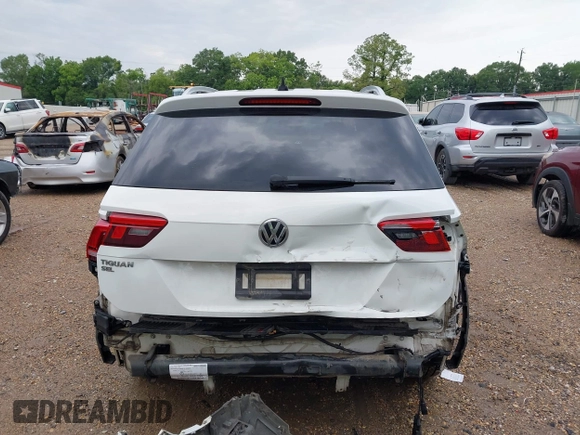 2019 Volkswagen Tiguan SE with VIN 3VV3B7AX6KM018161, listed as a IAAI auction lot 42279398 with 96,534 mi miles and . Bid and sale history available at DreamBid. Image 17.