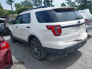 2016 Ford Explorer Sport z VIN 1FM5K8GT8GGA23182, wystawiony jako IAAI lot #42479915 z przebiegiem 160 099 mil mil oraz . Historia ofert i sprzedaży dostępna na DreamBid. Obrazek 3.
