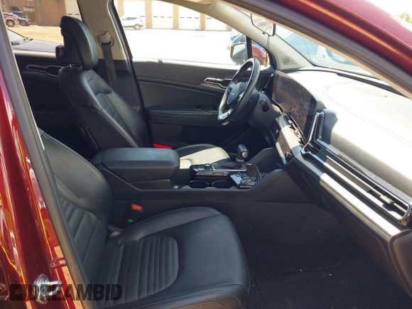 2024 Kia Sportage SX-Prestige z VIN 5XYK53DF0RG156122, wystawiony jako IAAI lot #42184311 z przebiegiem 29 511 mil mil oraz . Historia ofert i sprzedaży dostępna na DreamBid. Obrazek 5.