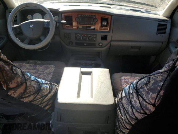 2006 Dodge 3500 SLT z VIN 3D7MX49C46G256217, wystawiony jako Copart lot #75140674 z przebiegiem 160 941 mil mil oraz Szkoda całkowita • Salvage title. Historia ofert i sprzedaży dostępna na DreamBid. Obrazek 8.