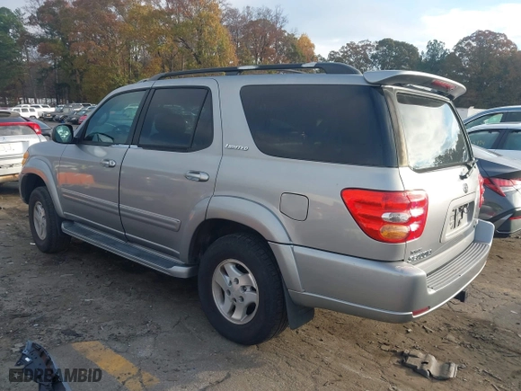 2002 Toyota Sequoia Limited with VIN 5TDZT38A22S102963, listed as a IAAI auction lot 40943398 with 298,881 mi miles. Bid and sale history available at carsss.com. Image 3.