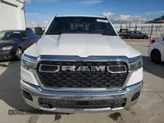 2025 Ram 1500 Big Horn z VIN 1C6RRFFG1SN512741, wystawiony jako Copart lot #51256565 z przebiegiem 17 185 mil mil oraz Szkoda całkowita • Salvage title. Historia ofert i sprzedaży dostępna na DreamBid. Obrazek 5.