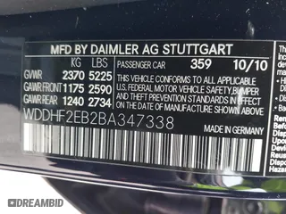 2011 Mercedes-Benz E-Class E 350 Luxury BlueTEC with VIN WDDHF2EB2BA347338, listed as a IAAI auction lot 41684719 with 177,792 mi miles. Bid and sale history available at carsss.com. Image 9.