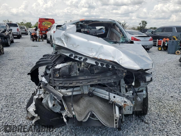 2024 Mitsubishi Outlander S z VIN JA4ARUAU9RU004812, wystawiony jako Copart lot #62010385 z przebiegiem Nie podano mil oraz Nie do naprawy • Non repairable. Historia ofert i sprzedaży dostępna na DreamBid. Obrazek 5.