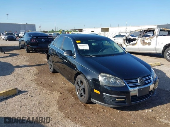 2008 Volkswagen Jetta Sedan SE with VIN 3VWRM71K68M004175, listed as a IAAI auction lot 41981471 with 193,037 mi miles. Bid and sale history available at carsss.com. Image 1.