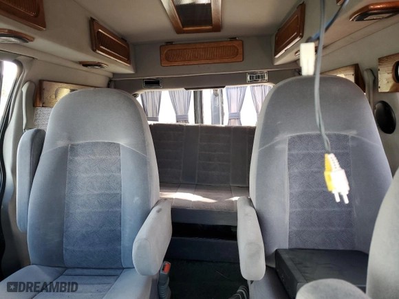 2000 Chevrolet Astro Cargo Van w/YF7 with VIN 1GBDM19W6YB176154, listed as a Copart auction lot 85086064 with 139,685 mi miles and Salvage Title. Bid and sale history available at carsss.com. Image 10.