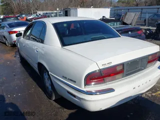 2001 Buick Park Avenue with VIN 1G4CW54K614177887, listed as a IAAI auction lot 41297718 with 1 mi miles. Bid and sale history available at carsss.com. Image 3.