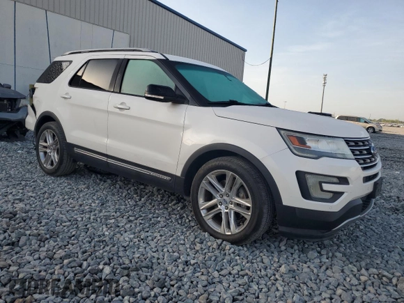 2016 Ford Explorer XLT with VIN 1FM5K7D80GGC10877, listed as a Copart auction lot 54440285 with 99,179 mi miles and Non Repairable. Bid and sale history available at carsss.com. Image 4.