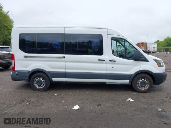 2015 Ford Transit XL с VIN 1FBZX2CM9FKB12990, выставлен на аукционе IAAI как лот 42280597 с пробегом 292 057 миль миль и . История ставок и продаж доступна на DreamBid. Изображение 13.