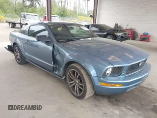 2006 Ford Mustang Standard with VIN 1ZVFT80N965118066, listed as a IAAI auction lot 42261782 with 132,447 mi miles and . Bid and sale history available at DreamBid. Image 1.