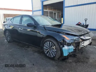 2023 Nissan Altima 2.5 SV with VIN 1N4BL4DVXPN390413, listed as a Copart auction lot 54523615 with 32,123 mi miles and Clean Title. Bid and sale history available at carsss.com. Image 4.