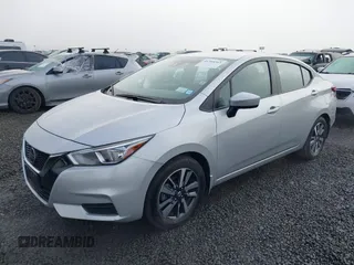 2022 Nissan Versa SV z VIN 3N1CN8EV4NL848302, wystawiony jako IAAI lot #41364363 z przebiegiem 18 556 mil mil oraz . Historia ofert i sprzedaży dostępna na DreamBid. Obrazek 17.
