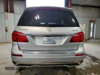 2013 Mercedes-Benz GL 450 z VIN 4JGDF7CE5DA249552, wystawiony jako Copart lot #52590995 z przebiegiem 128 518 mil mil oraz Szkoda całkowita • Salvage title. Historia ofert i sprzedaży dostępna na DreamBid. Obrazek 6.