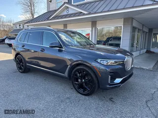 2019 BMW X7 xDrive40i with VIN 5UXCW2C55KLB44273, listed as a IAAI auction lot 41762723 with 135,765 mi miles. Bid and sale history available at carsss.com. Image 1.