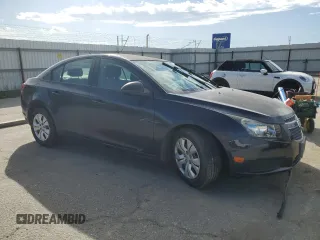 2014 Chevrolet Cruze LS with VIN 1G1PA5SG2E7245554, listed as a Copart auction lot 47230925 with 104,557 mi miles and Salvage Title. Bid and sale history available at carsss.com. Image 4.