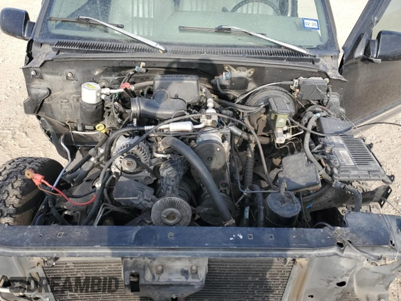 1996 GMC Sierra 1500 with VIN 2GTEC19W7T1539525, listed as a Copart auction lot 48338885 with 175,582 mi miles and Salvage Title. Bid and sale history available at DreamBid. Image 11.