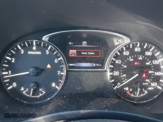 2016 Nissan Pathfinder S with VIN 5N1AR2MNXGC614005, listed as a IAAI auction lot 41588049 with 98,609 mi miles. Bid and sale history available at carsss.com. Image 7.