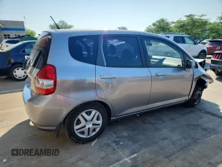 2007 Honda Fit with VIN JHMGD38407S066833, listed as a Copart auction lot 61713125 with 62,917 mi miles and Salvage title. Bid and sale history available at DreamBid. Image 3.