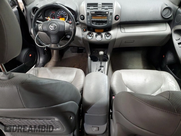 2010 Toyota RAV4 Limited z VIN JTMYK4DV2AD003504, wystawiony jako Copart lot #56321345 z przebiegiem 192 731 mil mil oraz Szkoda całkowita • Salvage title. Historia ofert i sprzedaży dostępna na DreamBid. Obrazek 8.