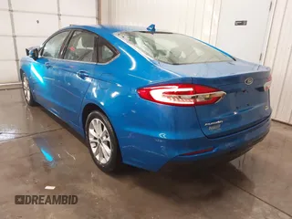 2020 Ford Fusion SE with VIN 3FA6P0HD5LR235436, listed as a IAAI auction lot 41006660 with 60,207 mi miles. Bid and sale history available at carsss.com. Image 3.