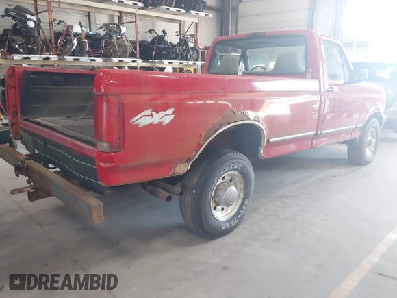 1997 Ford F-250 with VIN 3FTHF26HXVMA21372, listed as a IAAI auction lot 42800766 with Not provided miles and . Bid and sale history available at DreamBid. Image 4.