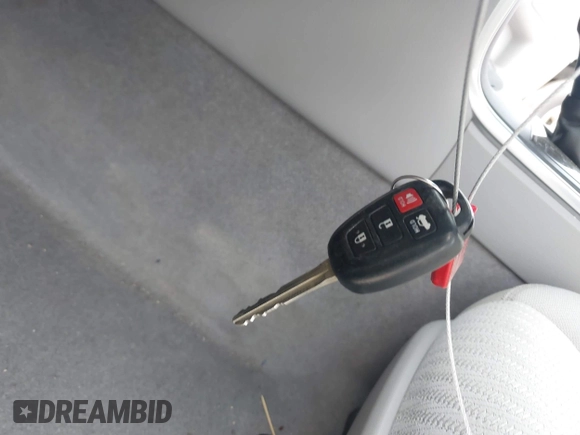 2015 Toyota Camry XLE с VIN 4T4BF1FK1FR458333, выставлен на аукционе IAAI как лот 41585363 с пробегом 118 413 миль миль и . История ставок и продаж доступна на DreamBid. Изображение 11.