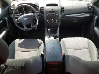 2013 Kia Sorento LX with VIN 5XYKTDA6XDG391488, listed as a Copart auction lot 66174525 with 152,633 mi miles and Clean title. Bid and sale history available at DreamBid. Image 8.
