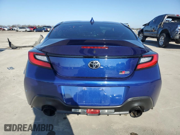 2023 Toyota GR86 Premium with VIN JF1ZNBE15P9750091, listed as a Copart auction lot 43124865 with 6,029 mi miles and Salvage Title. Bid and sale history available at carsss.com. Image 6.