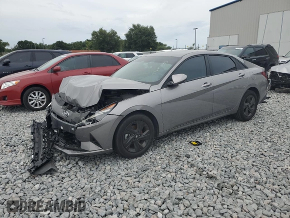 2023 Hyundai Elantra SEL z VIN KMHLM4AG2PU627835, wystawiony jako Copart lot #57685055 z przebiegiem 26 346 mil mil oraz Czysty tytuł • Clean title. Historia ofert i sprzedaży dostępna na DreamBid. Obrazek 1.