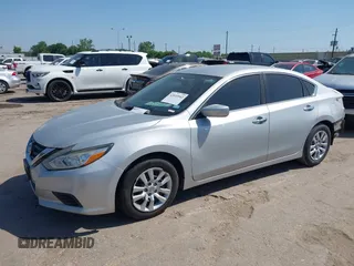 2016 Nissan Altima SR with VIN 1N4AL3AP2GC233935, listed as a IAAI auction lot 42010942 with 116,757 mi miles and . Bid and sale history available at carsss.com. Image 2.