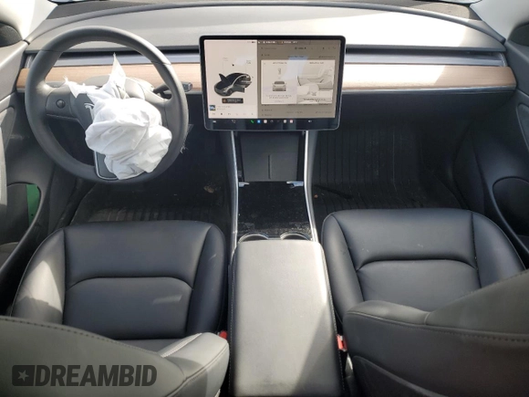 2020 Tesla Model 3 Long Range z VIN 5YJ3E1EB2LF616464, wystawiony jako Copart lot #57891365 z przebiegiem 21 197 mil mil oraz Szkoda całkowita • Salvage title. Historia ofert i sprzedaży dostępna na DreamBid. Obrazek 8.